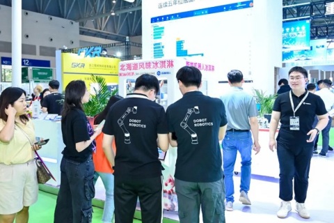 重庆立嘉国际工业自动化与机器人展览会展会现场图片