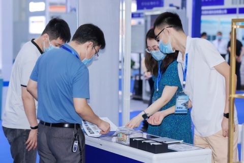中国(南京)先进材料产业博览会展会现场图片