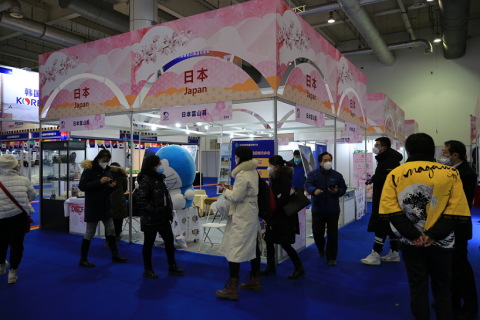 大连进出口商品交易会展会现场图片