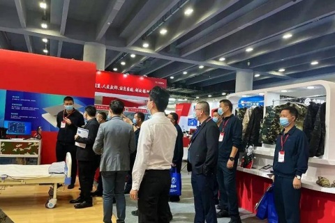 广州两用技术装备成果交易会展会现场图片