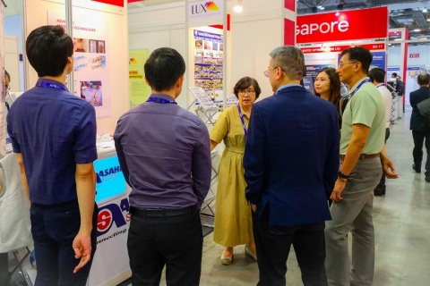 新加坡光电展-新加坡光博会展会现场图片