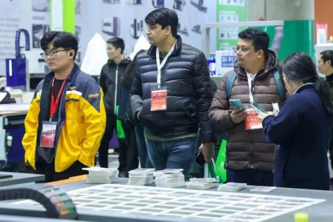 迪培思广州国际广告展展会现场图片