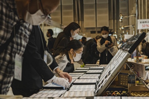 日本山梨珠宝展览会YJF展会现场图片