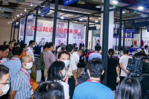 中国(石狮)校园服饰展览会展会现场图片