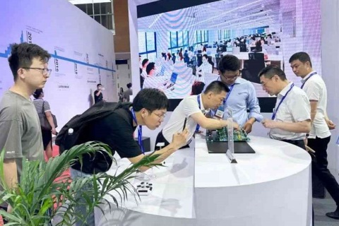 中国（江苏）国际储能大会暨智慧储能技术展展会现场图片