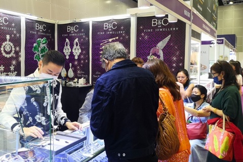 马来西亚吉隆坡珠宝展夏季展会现场图片